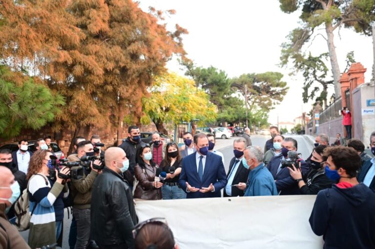 Λιβανός: Διάλογος με αγρότες διαδηλωτές στη Μυτιλήνη