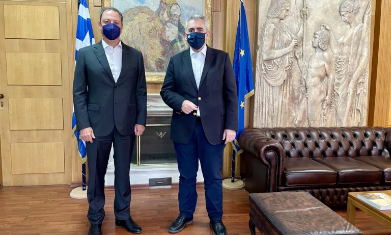 Αντιδράσεις μηλοπαραγωγών για ενδεχόμενη κατάργηση συνδεδεμένης ενίσχυσης