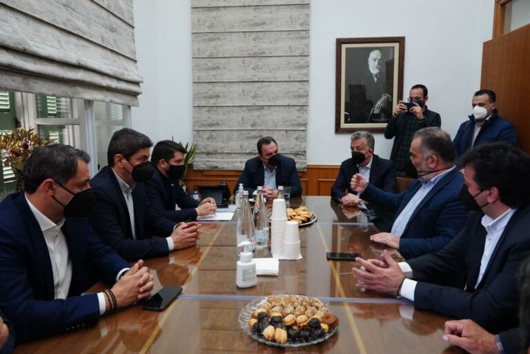 Περιοδεία Γεωργαντά στην Κρήτη: Επί πλέον 100 εκατ. ευρώ για το πρόγραμμα νέων αγροτών