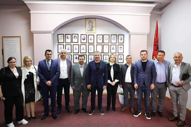 Επίσκεψη Πρόεδρου Εθνικής Διεπαγγελματικής Οργάνωσης Πυρηνόκαρπων στην Αλβανία