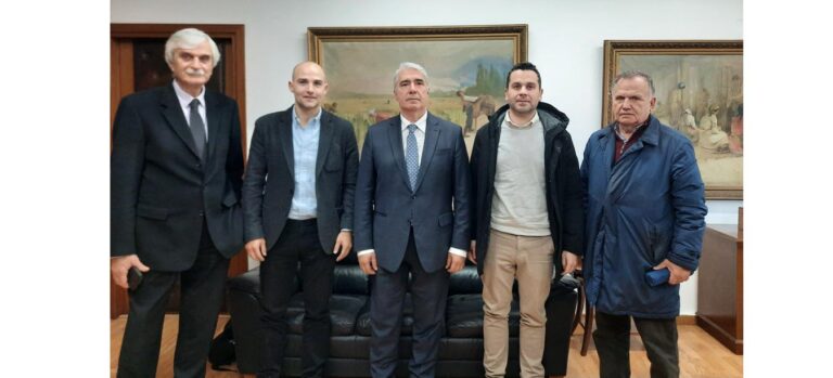 Συνάντηση Κεδίκογλου με Πανελλήνια Ένωση Μικρομεσαίων Ιχθυοκαλλιεργητών