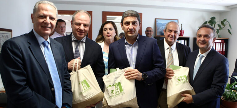 Επίσκεψη Αυγενάκη στον ΕΛΓΟ-ΔΗΜΗΤΡΑ
