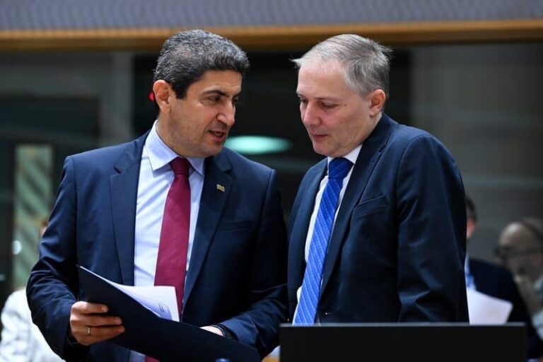 Κλιματική κρίση: Οι τρεις άξονες Αυγενάκη για τη στήριξη της πρωτογενούς παραγωγής