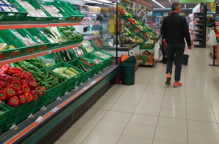 «Κόβονται» προσφορές και προωθητικές ενέργειες σε προϊόντα με νέα υπουργική απόφαση