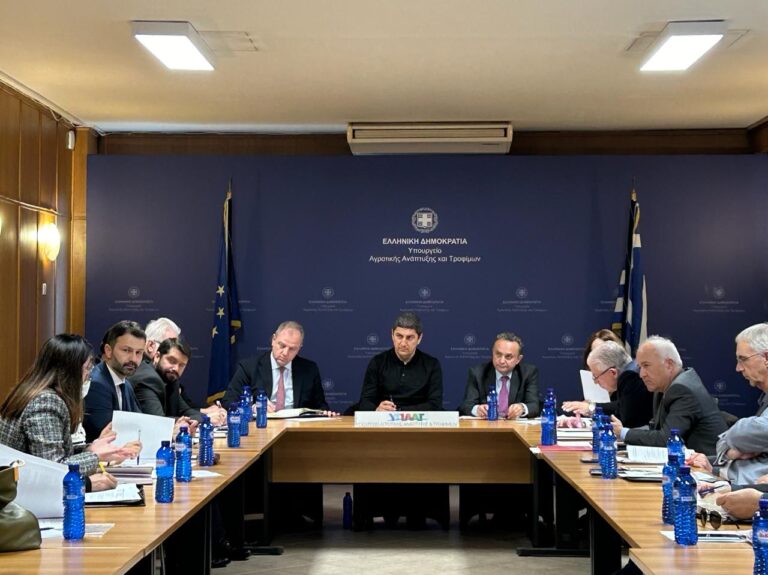 Σύσκεψη του ΥπΑΑΤ με τις Γενικές Διευθύνσεις του Υπουργείου και τους Εποπτευόμενους Φορείς