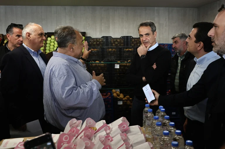 Επίσκεψη του πρωθυπουργού Κυριάκου Μητσοτάκη στον Ρέντη και τη Λαχαναγορά